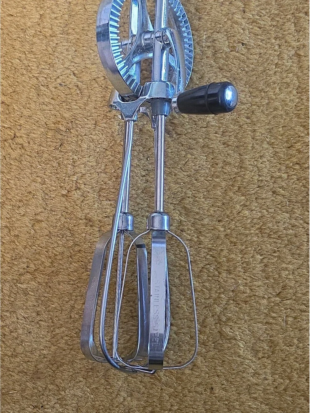 Vintage Ecko Best Hand Held Mixer Egg Beater Black Handle Stainless Steel